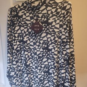 Long sleeve blouse with neck